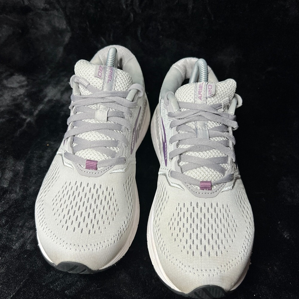 Brooks Ariel 20 1203151B009 Womens 10 B Running Shoes Oyster Alloy Grape Sneaker - Picture 2 of 8